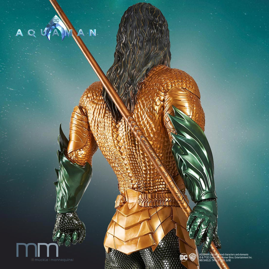Life-Size Figure Aquaman Rücken Großansicht