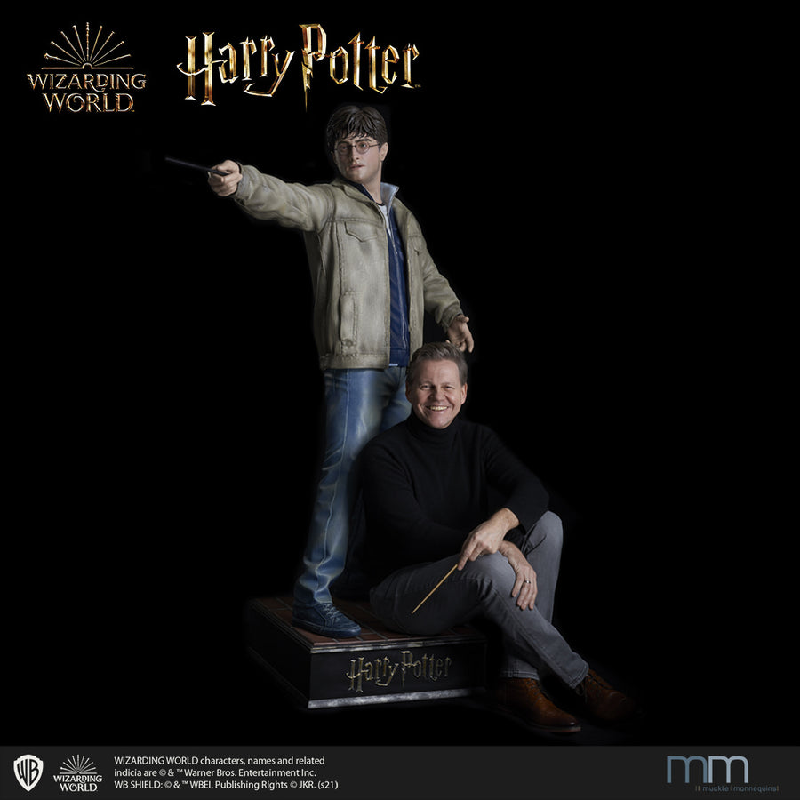 Life size statue Harry Potter mit M. Muckle